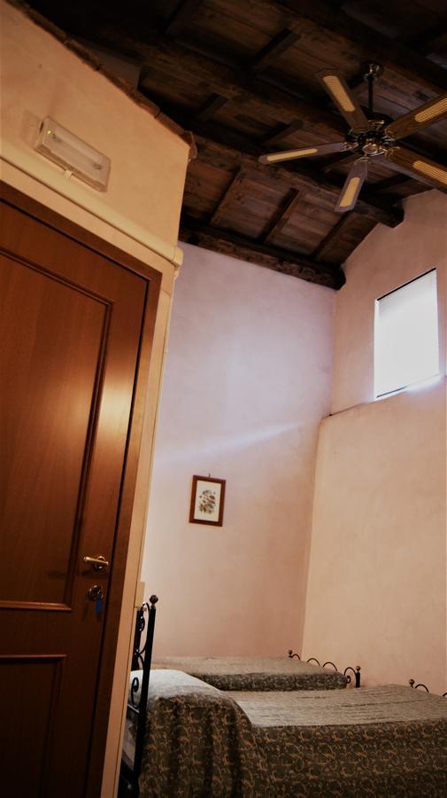 Agriturismo Monterone Ponzano Romano ภายนอก รูปภาพ