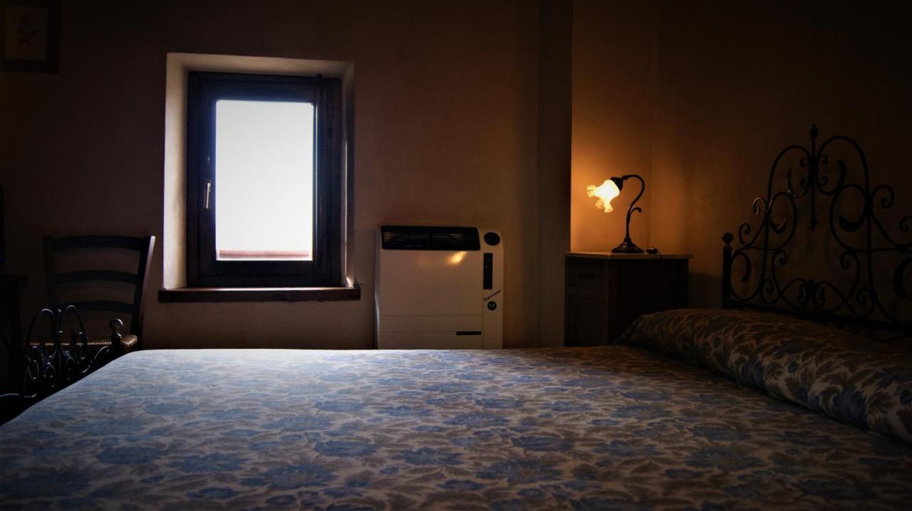Agriturismo Monterone Ponzano Romano ภายนอก รูปภาพ